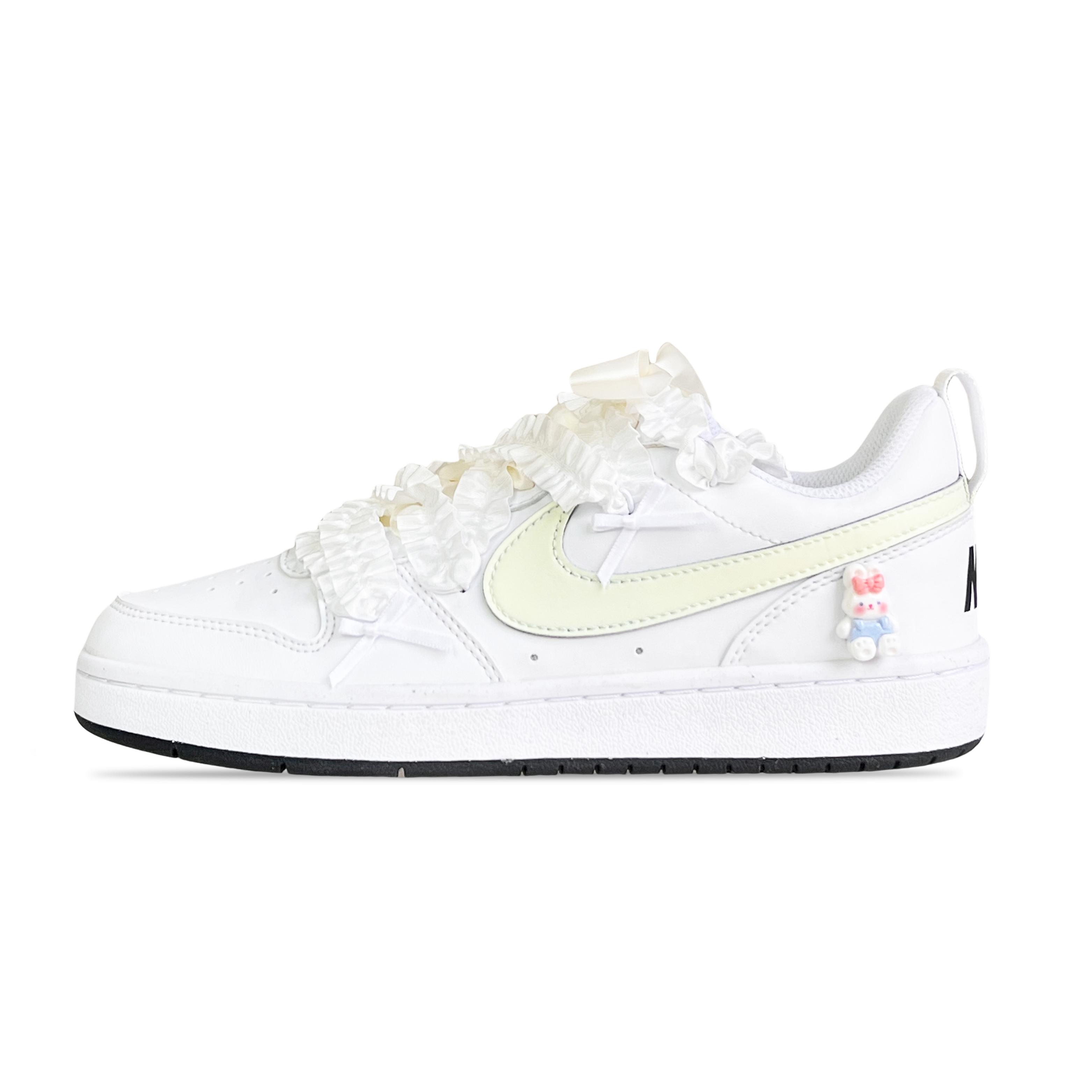 

Nike Court Borough Low Bunny Journal Low top Skateboard Shoes GS White Yellow DV5456-104(Team286-) 39