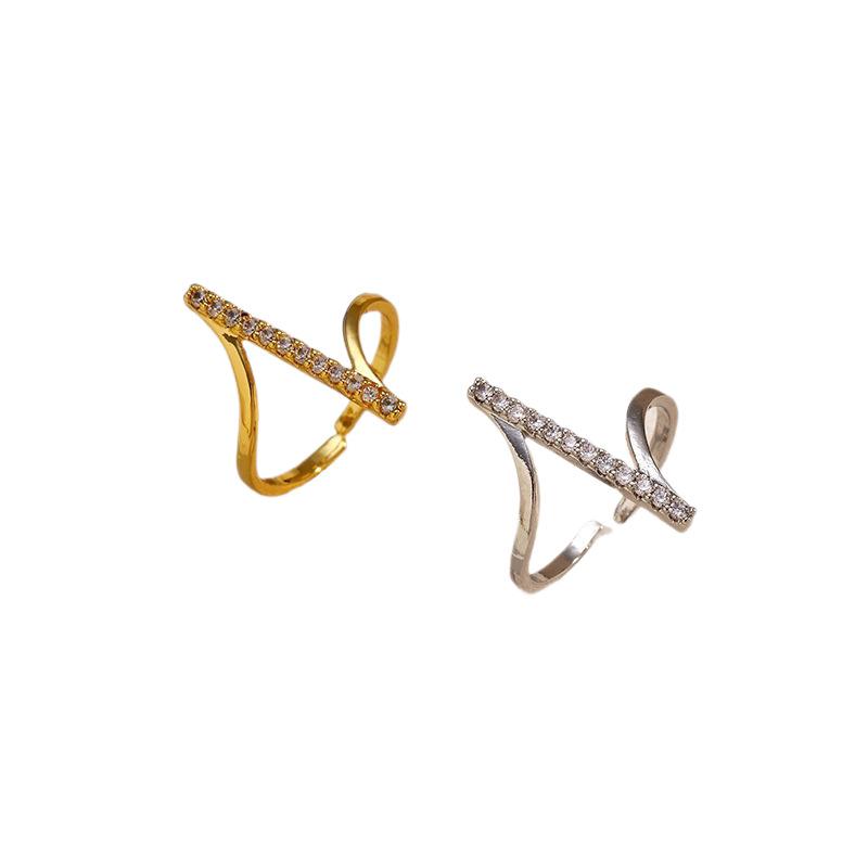 Simple And Luxurious Gold Wave Ring For Women Versatile Electroplated Jewelry Accessory