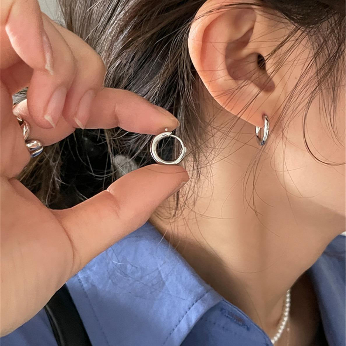 

Серьги-кольца из серебра 925 пробы, простые женские серьги в стиле ins, легкие, роскошные, изысканные, летние серьги премиум-класса 925 Silver Needle