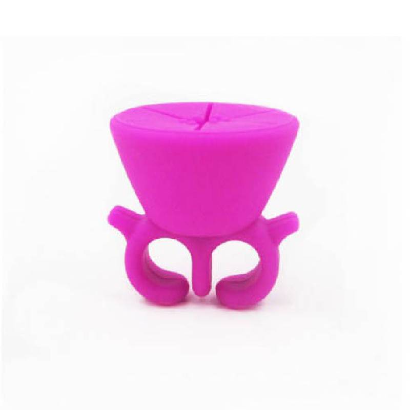 Nail Art Wearable Bottle Holder With Silicone Fixation For Manicure Professionals