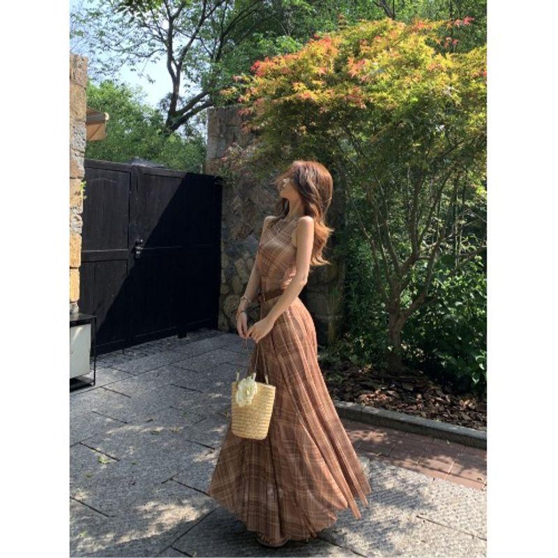 

Kumikumi Французский стиль Контрастный цвет Клетчатый Жилет Цельное платье Женская одежда Лето Ретро Темперамент Облегающее талию Большая юбка-клеш Длинное платье Khakis Brown Plus Belt L