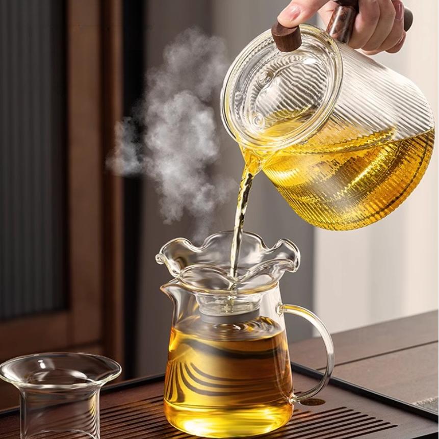 900ML Glas Teekanne Chinesisch Verbrühschutz Walnuss Holzgriff Tee Wasser Trennung Teekanne Puer Kung Fu Tee Set