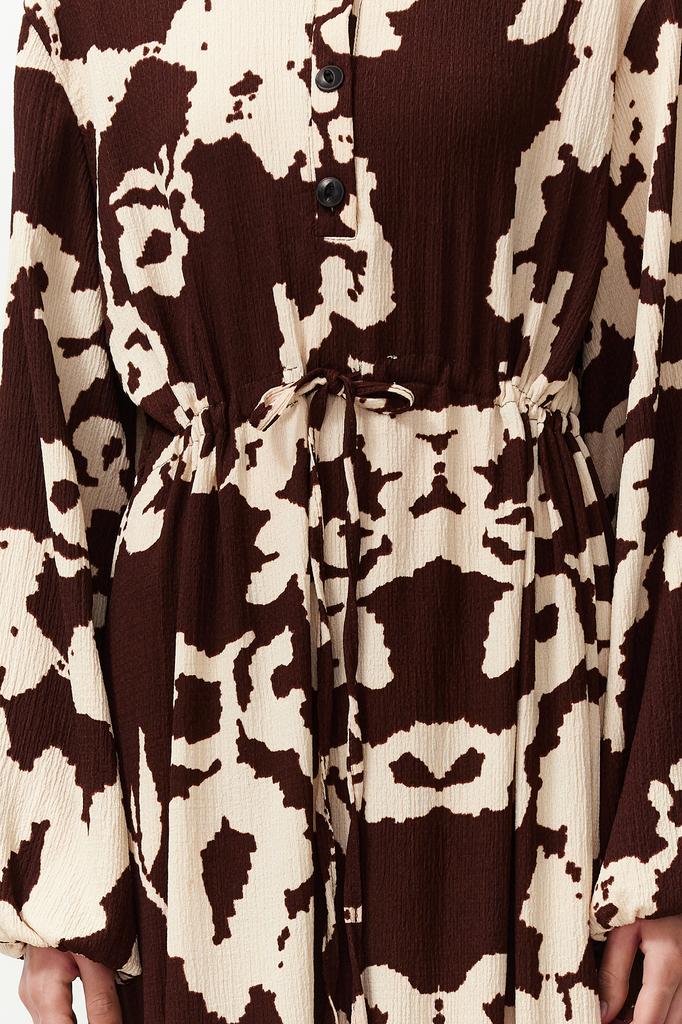 Women's Hijab Dress New Season Fashion Brown Big Flower Patterned Crinkle Woven Dress