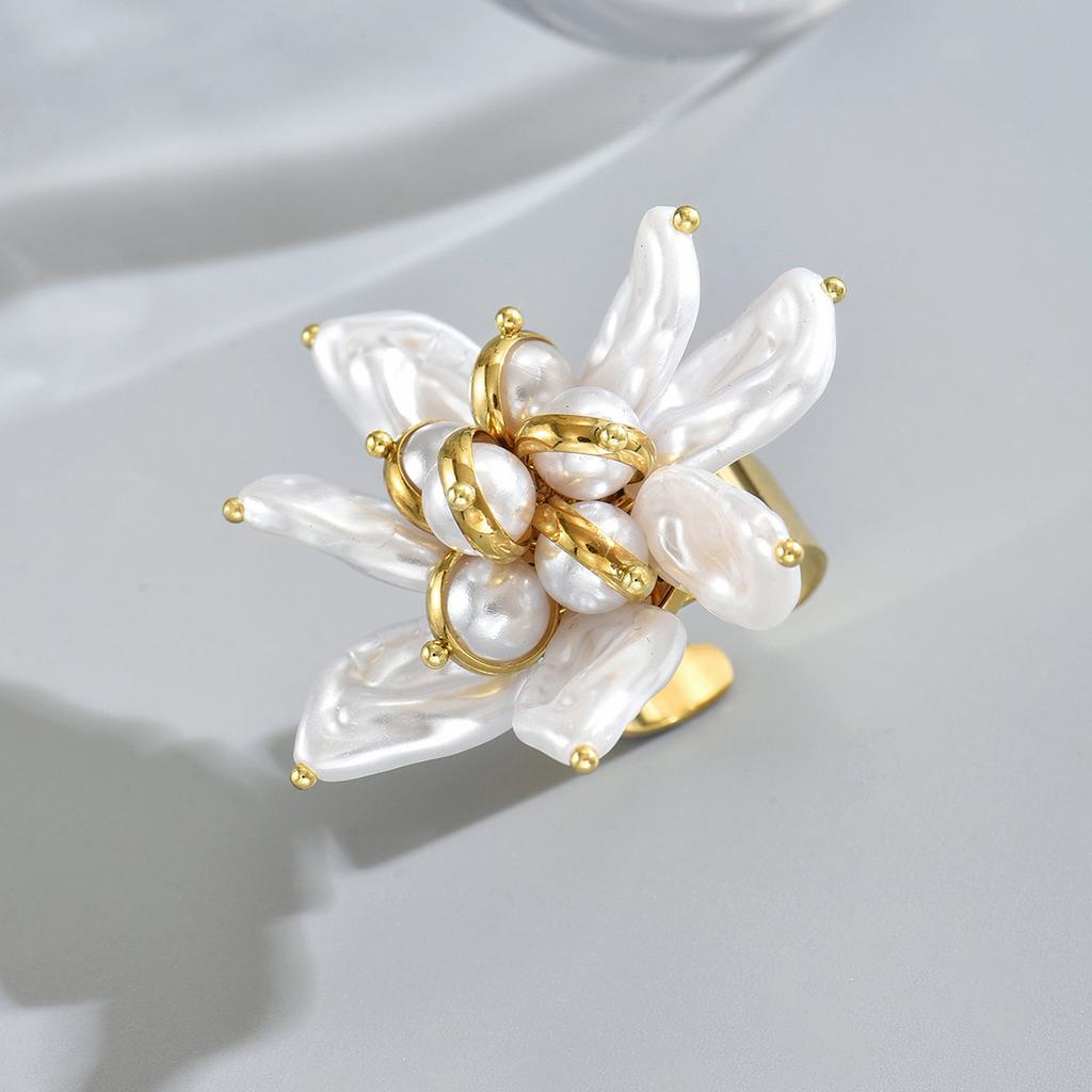 Wind Lady Ring Open Flower Inlaid Special-shaped Pearl Design Ring High Sense Index Finger Ring Female