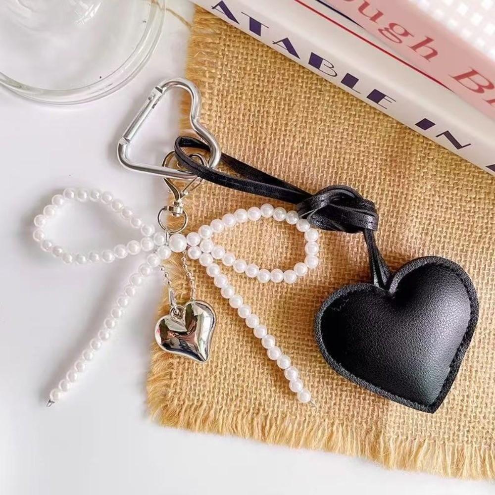 Fashion PU Bow Heart Long Tassel Glossy Leather Pearl Bow Keyring Tassel Love Heart Pendant Hanging Decoration