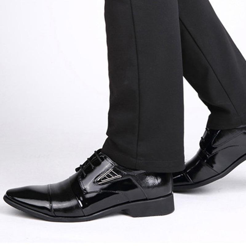 Herren Hochzeitsschuhe Echtes Leder Formell Business Spitzschuh für Herren Kleiderschuhe Herren Oxford Flats Zapatos Hombre