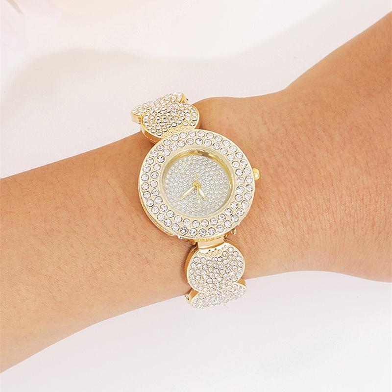 5Pcs Personalized Luxury Women's Gold Quartz Watch with Diamonds Geometric Round Girl Pendant Necklace Earrings Ring Jewelry Set
