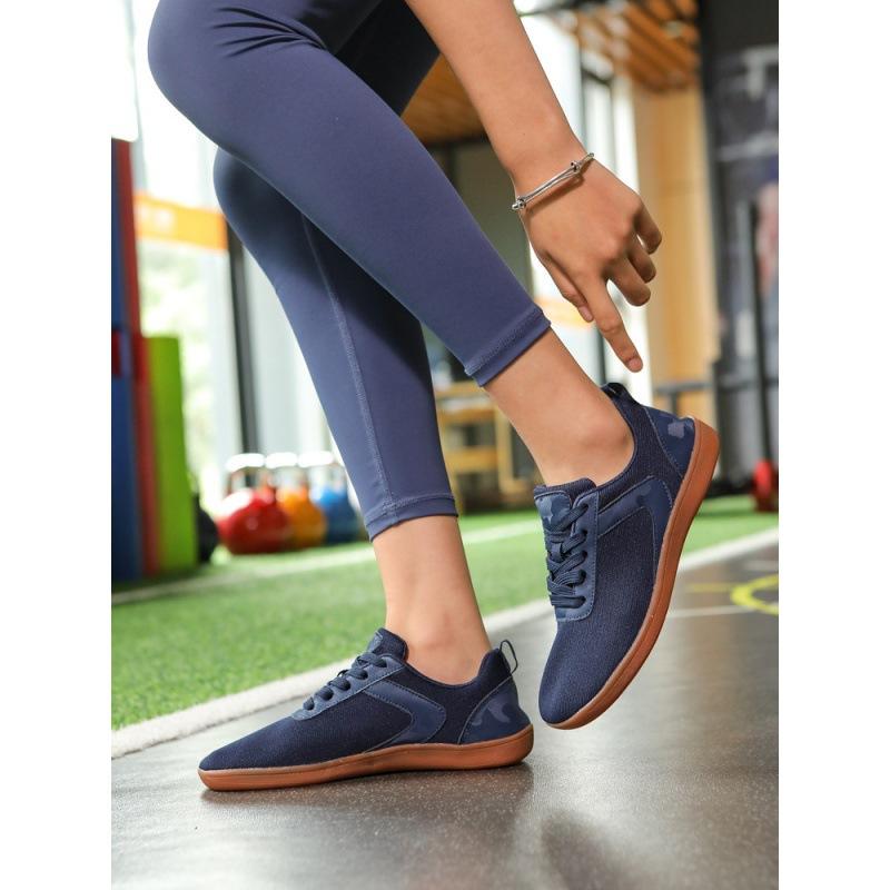 Cheap 22 New Couples Fitness Shoes Wide Head Barefoot Shoes Breathable Soft Sole Fly-woven Shoes Flat Sneakers