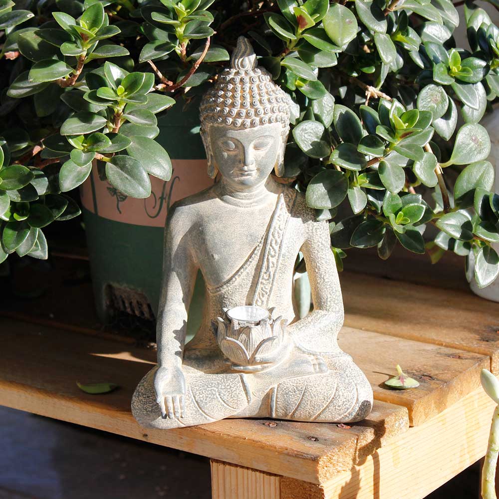 Buddha-Statue mit Solarlicht Heim-Gartendekor Sitzende Meditierende Buddha-Figuren für Außen Terrasse Hof Rasen Ornamente