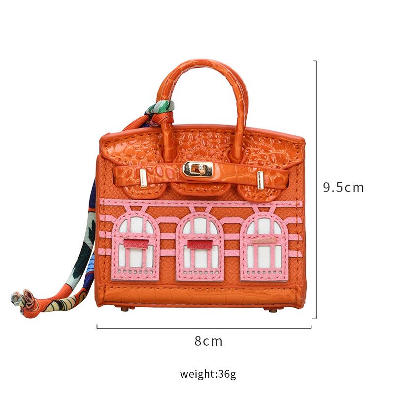 Stylish Mini House Keychain: Platinum Window Coin Purse & Earphone Holder