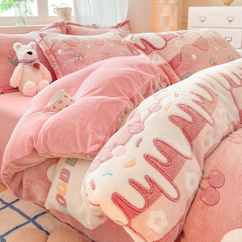 Warm Snowflake Fleece Four-piece Set, Double-sided Fleece Thickened Milk Fleece Bed Sheet Three-piece Set