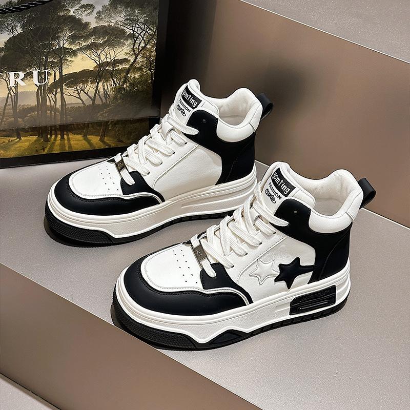 High-top Women Ins Autumn and Winter New Versatile Leather Platform Casual Board Shoes Gaobang Sports Shoes