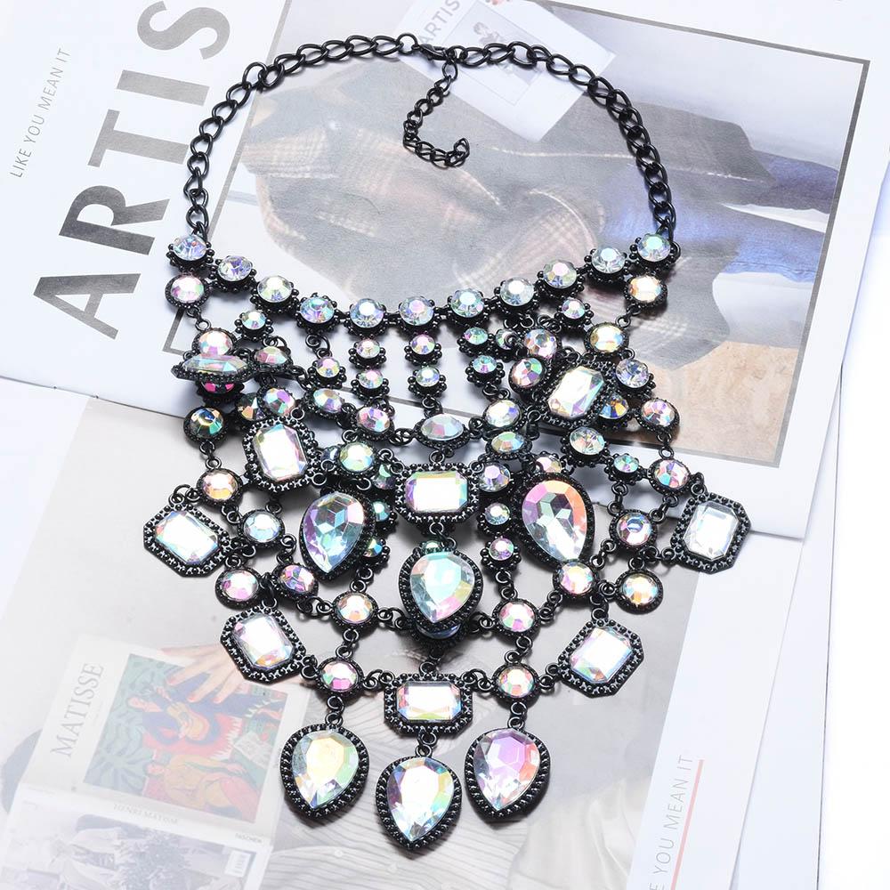 2025 New Multilayer Indian Statement Large Collar Crystal Necklace Women Boho Ethnic Big Bib Choker Necklace Ladies Jewellery