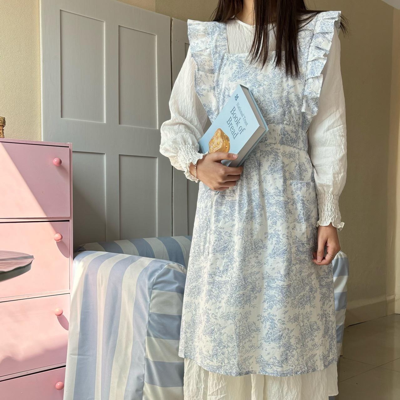 Long Style Instagram Style Gardening Coffee Flower Shop Kitchen Apron Women s Dress French Ruffle Edge Ink Print Women s Apron 85cm синий