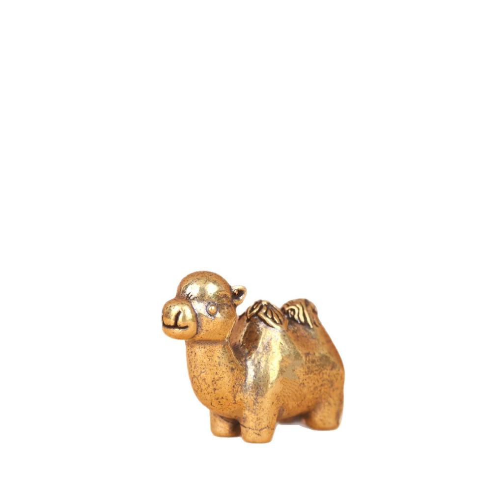 Retro Brass Mini Camel Ornament - Creative Animal Handicraft for Desktop Decoration