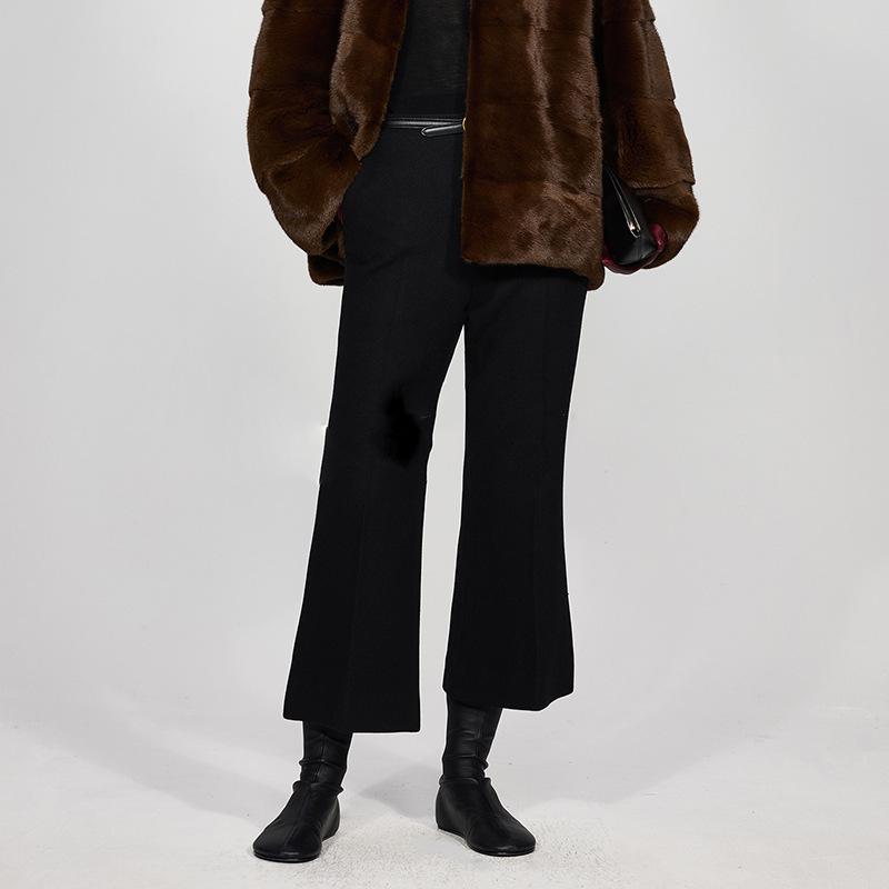 

In-Stock Black Label Italian Luxury Twill Minimalist Micro-Flare Cropped Winter Pants 2026 Small