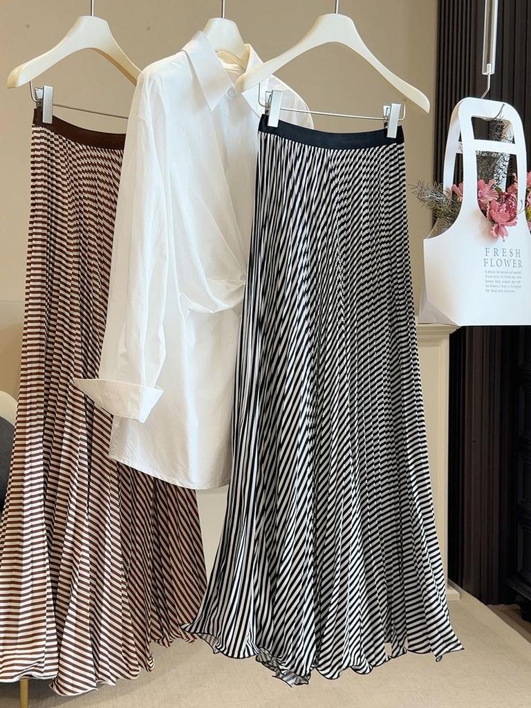 2026 Spring/Summer Women's Slimming High-Waisted Striped Chiffon Pleated Skirt