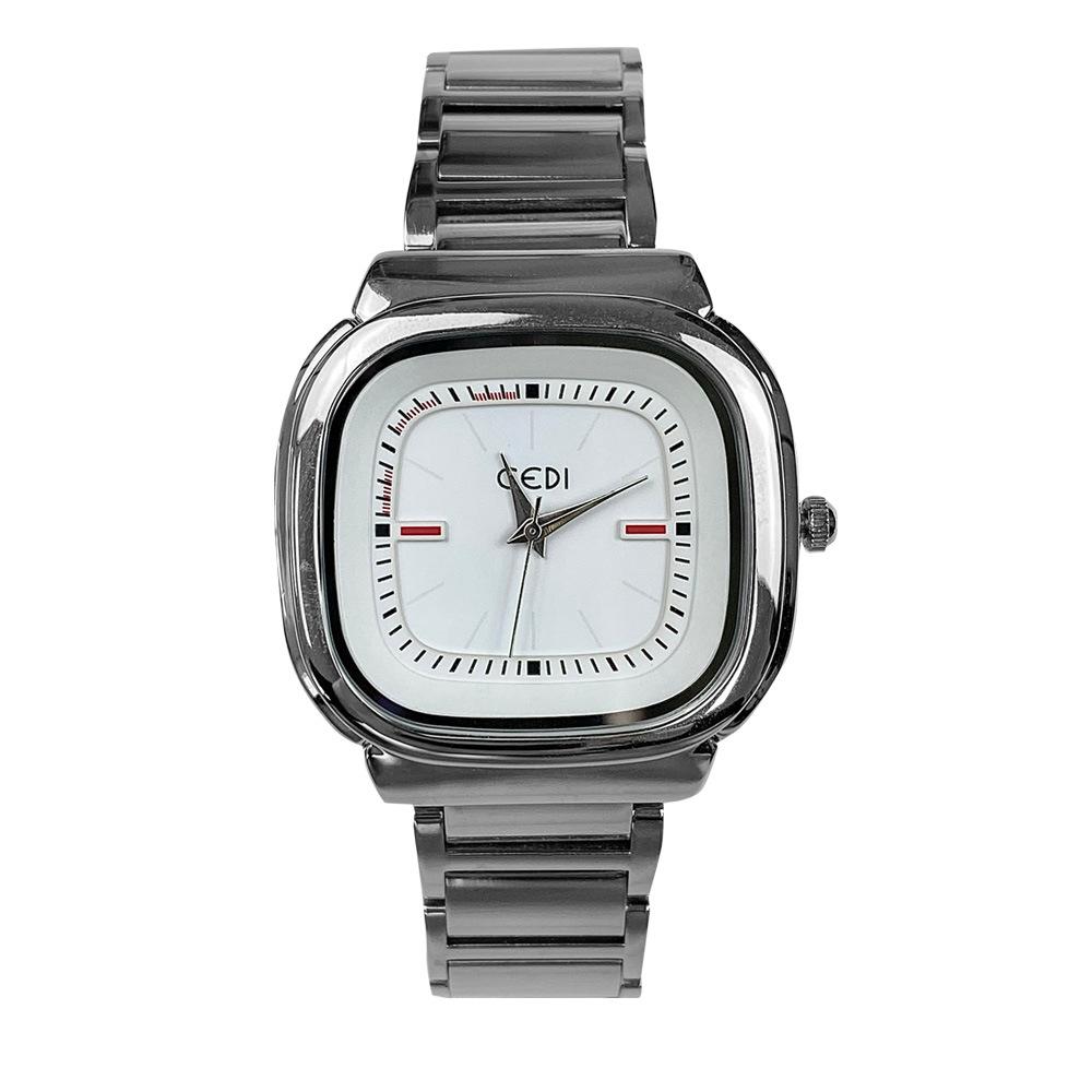 New Fashion Trend Light Luxury Niche Women's Retro Design Gold Watch for Women