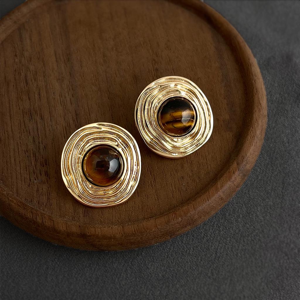 Retro Melaard Tiger's Eye Handmade French Light Luxury Stud Earrings for Women
