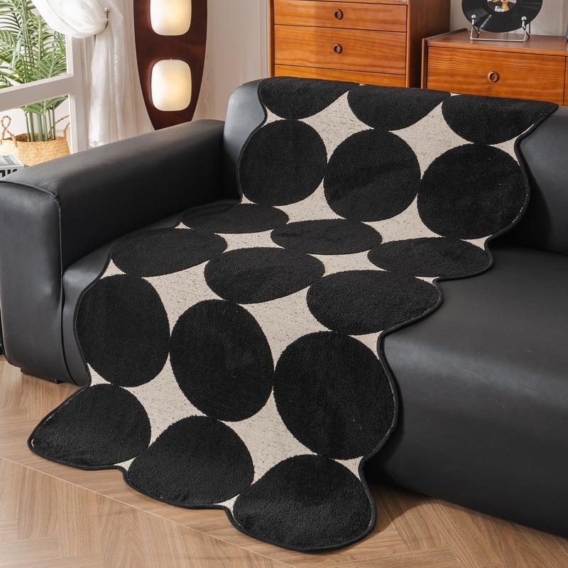 Irregular Special-shaped Sofa Cushions for All Seasons, New High-end Leather Sofa Cover, Autumn and Winter Cover Cloth