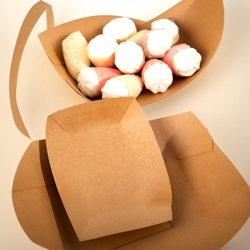 50Pcs Disposable Boat Shaped Hotdog Trays Kraft Paper Oil Resistant Serving Platters for BBQ Food Truck Catering
