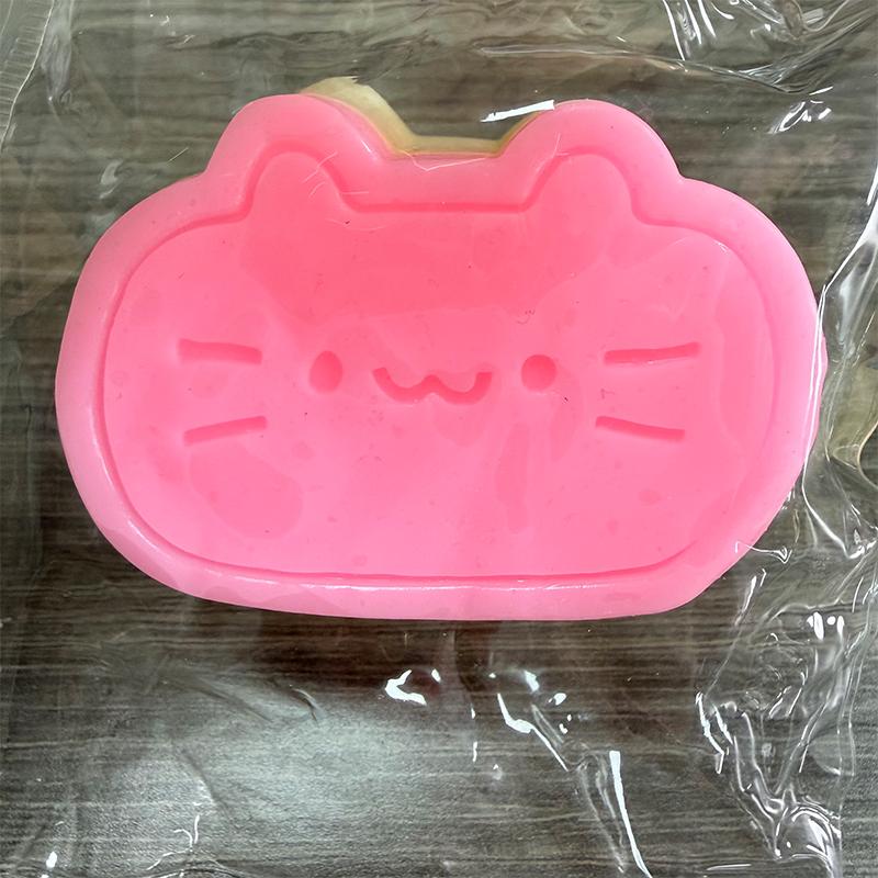 Sticky Cute Cat Cheese Mochi Squishy Stress Relief Slow Rebound Fidget Toys Cheese Kitty Squeeze Toys For Adult