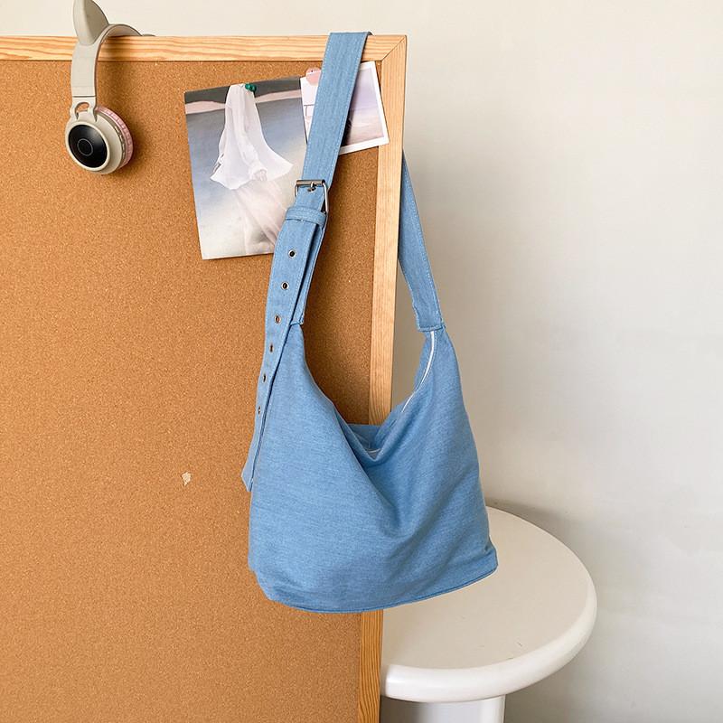 Fashionable Ins Inspired Women's Crossbody Bag Spacious Trendy Tote For Fall