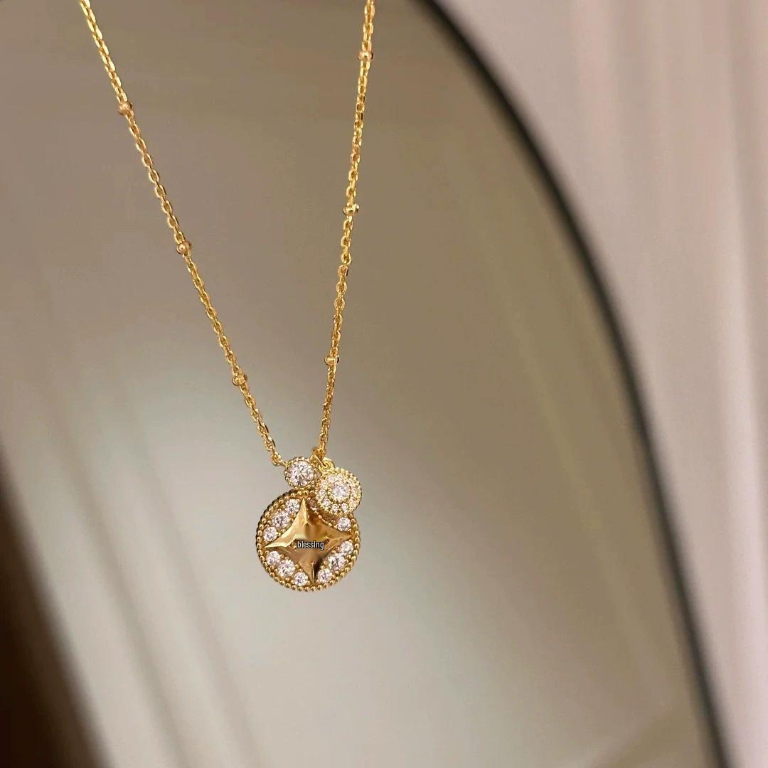 

Gold-Plated Zircon Starburst Pendant Necklace - Elegant Fashion Jewelry for Women