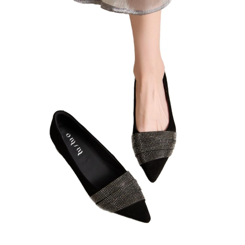 Pointed small single shoes women's 2025 French elegant banquet shoes shallow mouth flat-soled loafers full of stars hot diamond lazy shoes