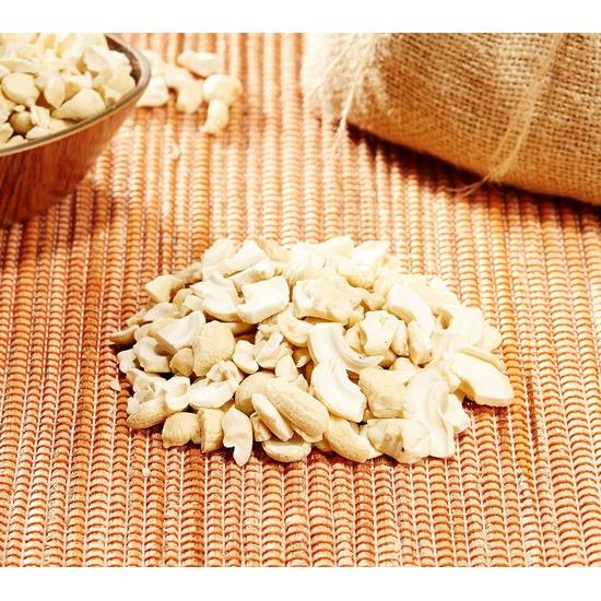 Vedaka Premium Sonnenblumenkerne, 200 g und Amazon Marke - Vedaka Beliebte Cashews - Gebrochen, 200g