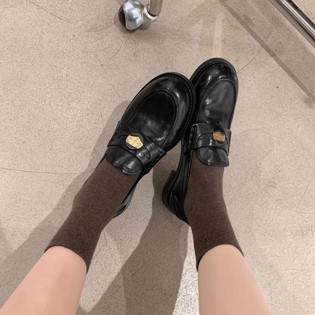 Hair, high-end cowhide version~ retro round head small gold coin lazy loafer single shoe woman