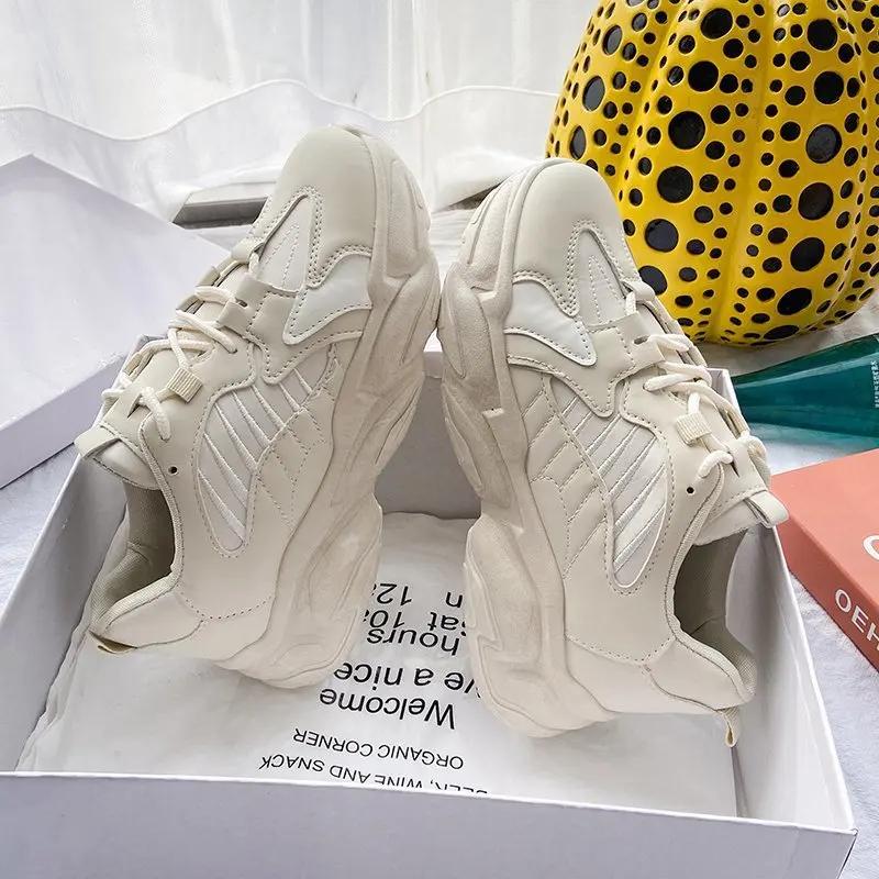 

Женские кроссовки на платформе Кожаные Повседневные Женские Массивные Туфли 2025 Белые Женские Высокие Черные Модные Брендовые Кроссовки на танкетке с толстой подошвой 40 бежевый