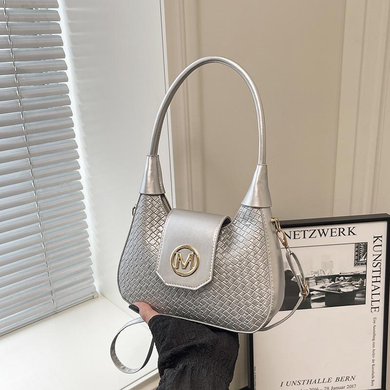 

Popular underarm bag retro versatile bag female personality shoulder crossbody dumpling bag trendy chain female bag серебряный
