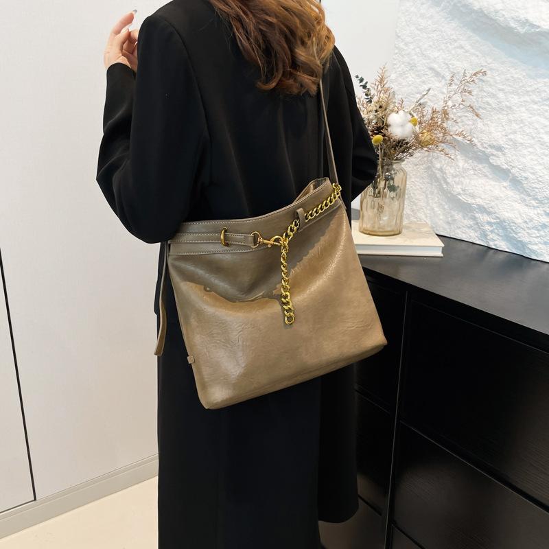 

Универсальная сумка-мессенджер ins женская 2025 новая модная ретро сумка-ведро в стиле колледжа большой вместимости сумка под мышкой 29.5*9*29.5