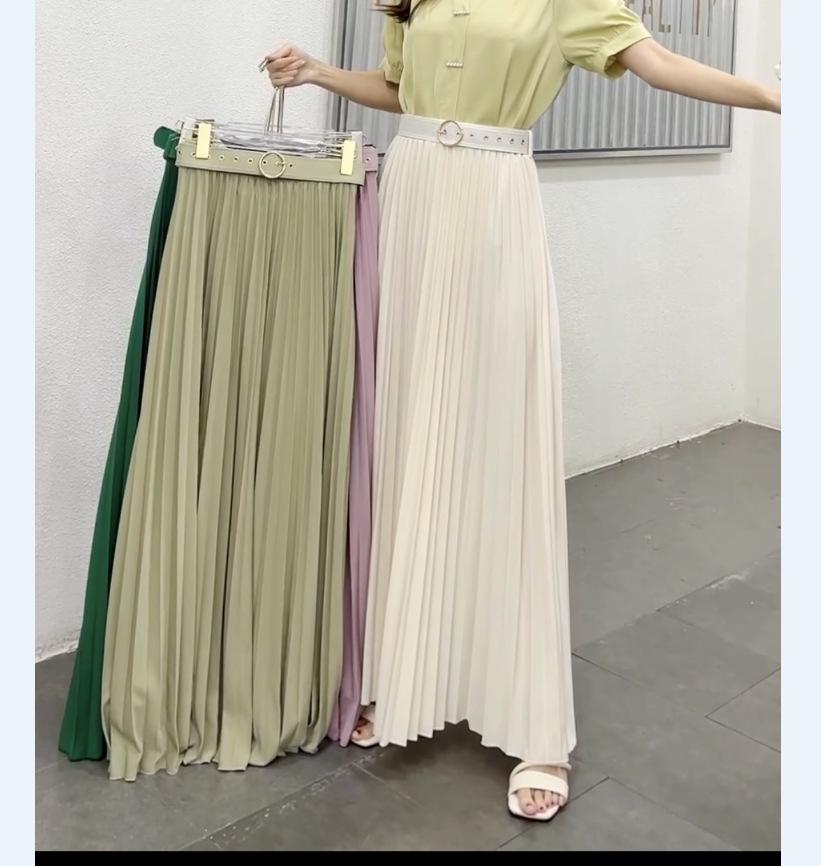 European Style Women s Suede Effect Pleated Skirt with Belt One Size