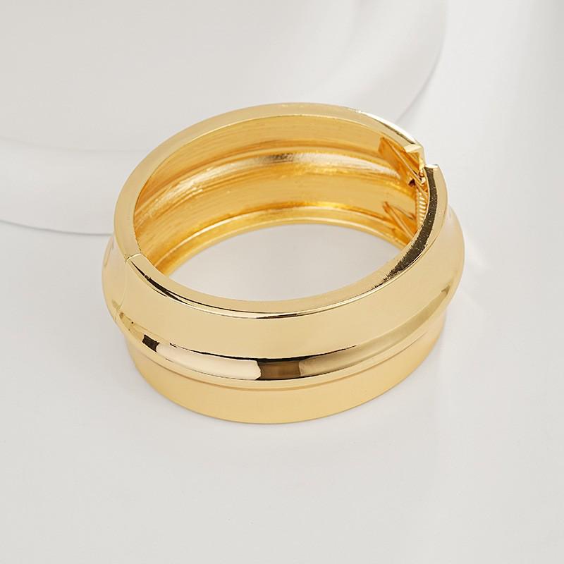 Interlocking Ring Open Bangle - European & American Light Luxury Design for Women