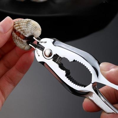 Stainless Steel Nut Cracker, Multifunctional Seafood Shell Opener, Heavy-Duty Walnut Clamp – Ergonomic Kitchen Gadget for Clams, Oysters, and Nuts