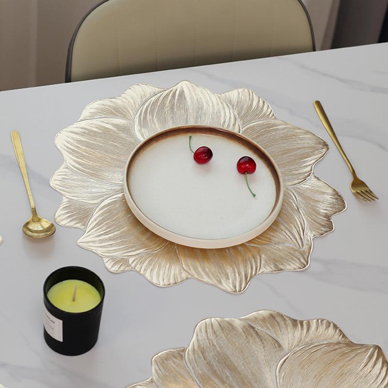 1 Pcs Lotus-Shaped Heat-Resistant And Washable Flower Placemat Decorative Heat Table Pad Coasters