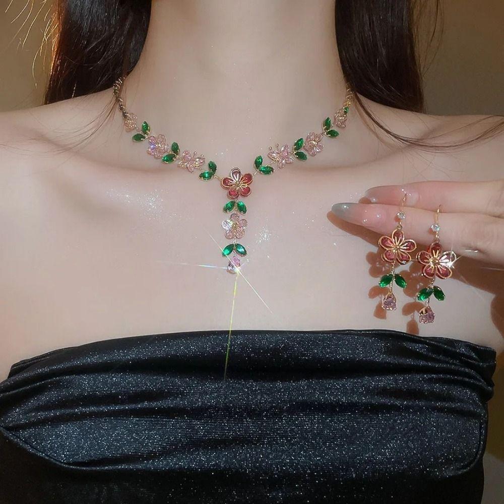 Exquisite Zircon Necklaces Sweet Jewelry Set Niche Clavicle Chain  Jewelry Accessories