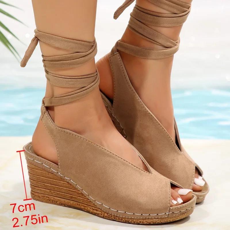 Sandálias de Salto Alto Plataforma Cuña Pretas Cáqui para Verão Feminino Novas com Bico Peixe Vazadas Tiras Cruzadas Casuais Sapatos Romanos Zapatos