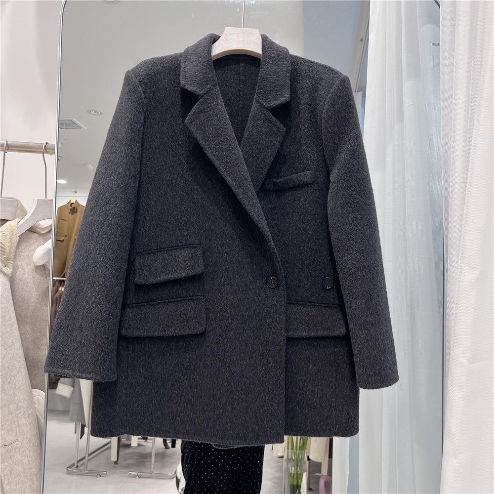 Elegante Cappotto Corto Bicolore in Cashmere Grigio - Stile Suit di Nicchia Autunno 2024 Donna