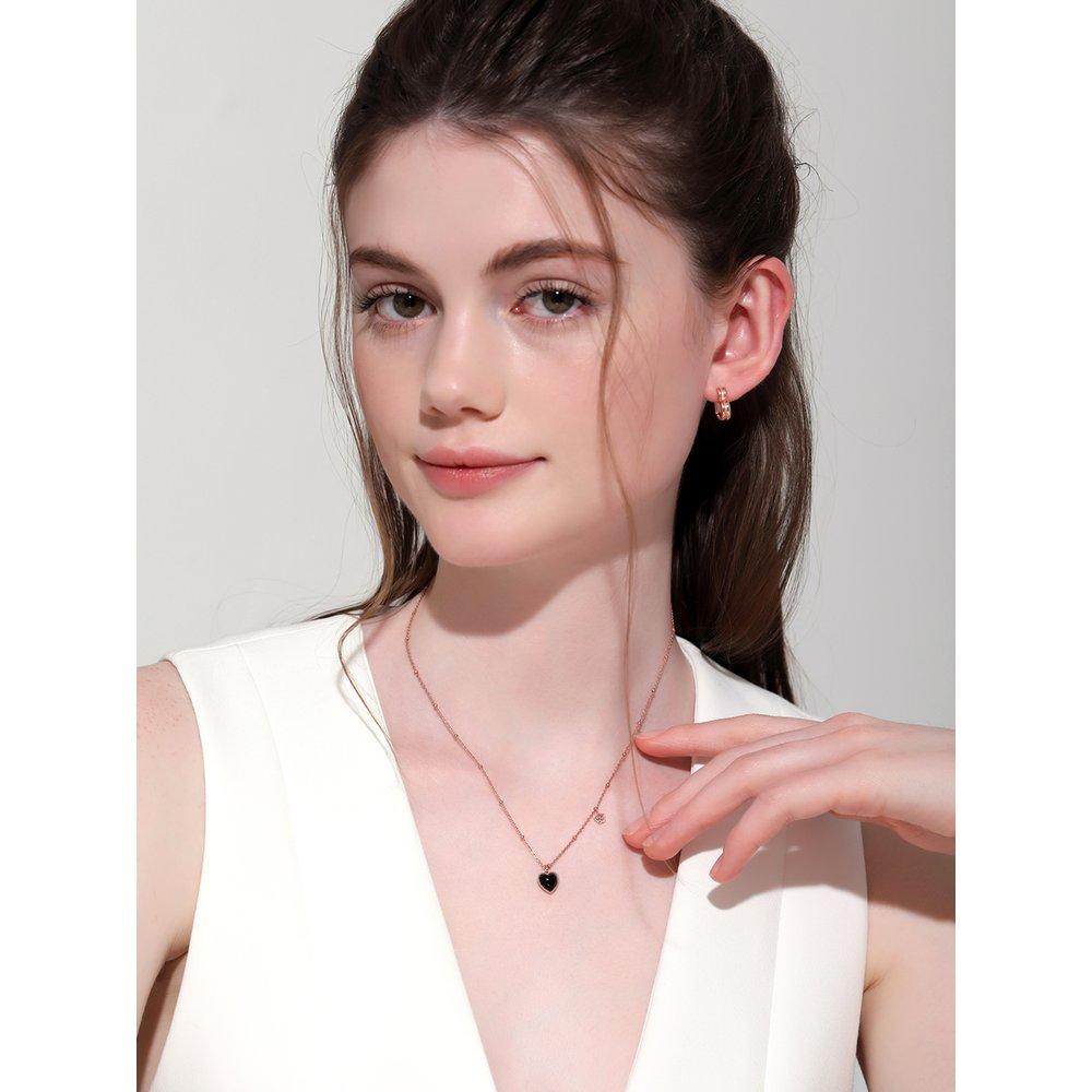 [Rosemont] Silver Black Heart Necklace Rc24B34J