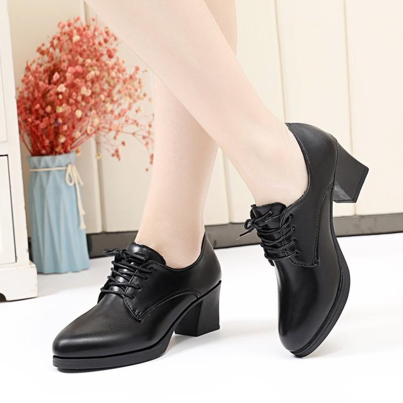 2025 new deep-mouth fashion soft leather one-pedal single shoes summer versatile large-size lace-up round head casual leather shoes
