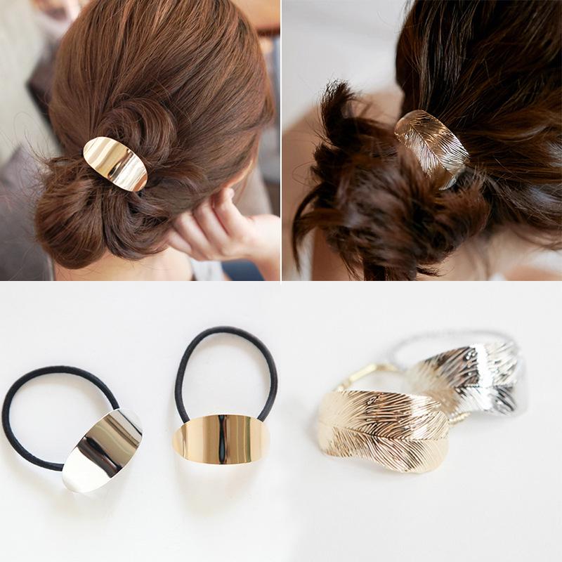 

Glossy Metal Leaf Hair Tie with Leather Case Glossy Gold