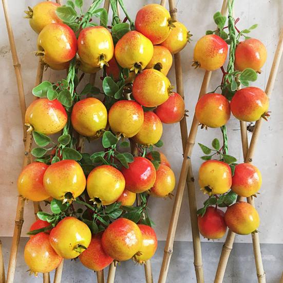 4Pcs Artificial Fruit Vegetable Garland Wall Hanging Fake Banana Strawberry Pumpkin Tomato Cucumber Chili String Farmhouse Kitchen Decoration
