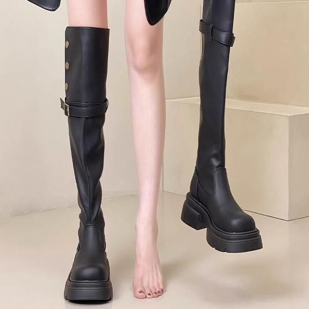 Retro long knight boots 2026 autumn and winter new height increasing thick soled boots for women