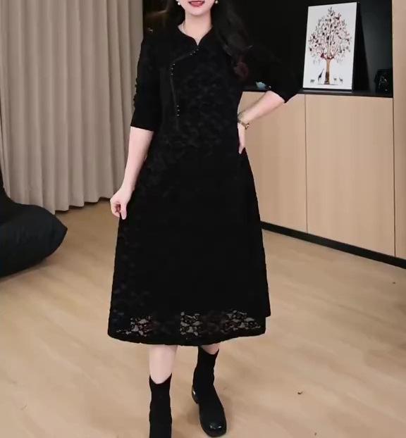 

Элегантное кружевное ципао на осень/зиму: Платье для похудения, высокой эластичности для женщин среднего возраста 6XL (220-240 Jin)