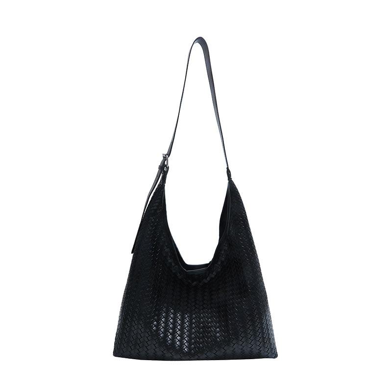 Feeling woven bag women's atmosphere versatile shoulder bag niche underarm bag texture portable commuter bag