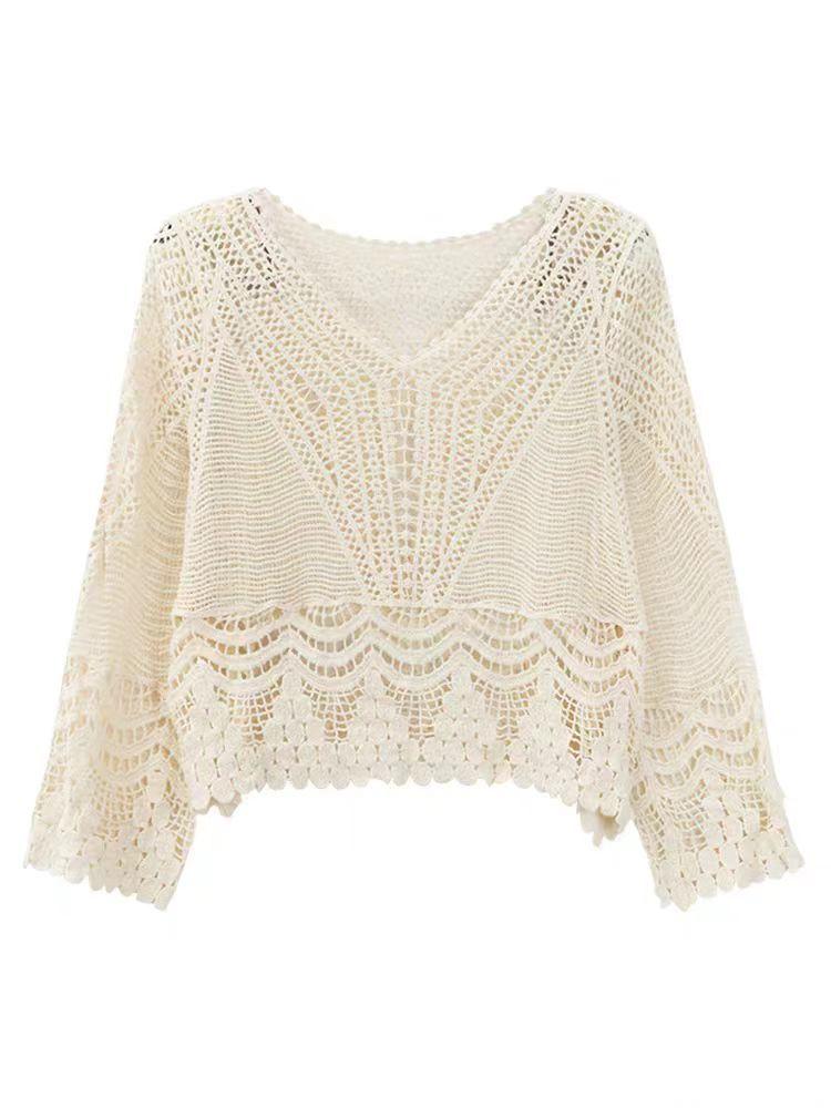 Bohemian Style V-neck Crochet Hollow Knit Sweater for Women's Summer Outerwear Batball Sleeve High-end Top