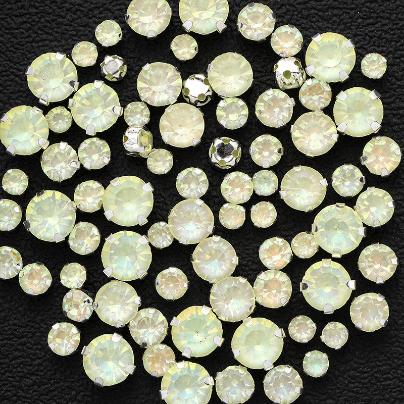 

Стекло Мокко Белок Коготь Дрель Одиночный Коготь Смешанный Коготь Дрель Круглая Ручная Швейная Дрель DIY Ювелирные Изделия Аксессуары Для Одежды Стразы Пришивание Бусин 288 pcs